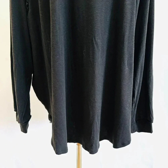 NWT LAUREN CONRAD Women Long Sleeve Pullover Round Neck Black Shirt Plus Size 3X - Picture 10 of 14